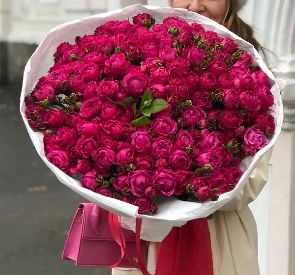 Букет цветов пинк дрим (Роза кустовая 50 см и Упаковка для цветов) | Картинка №3