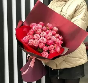 Букет из розовых цветов — Самой красивой
