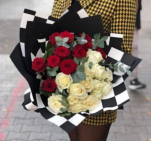 Букеты из 25 роз — Кармен
