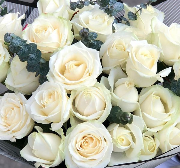 Купить букет из белых роз | Всегда свежие цветы с доставкой | Картинка №2