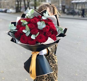 Букеты роз в Екатеринбурге — Секрет Виктории