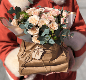 Букеты из кустовых роз с доставкой — Литтл Принцесс