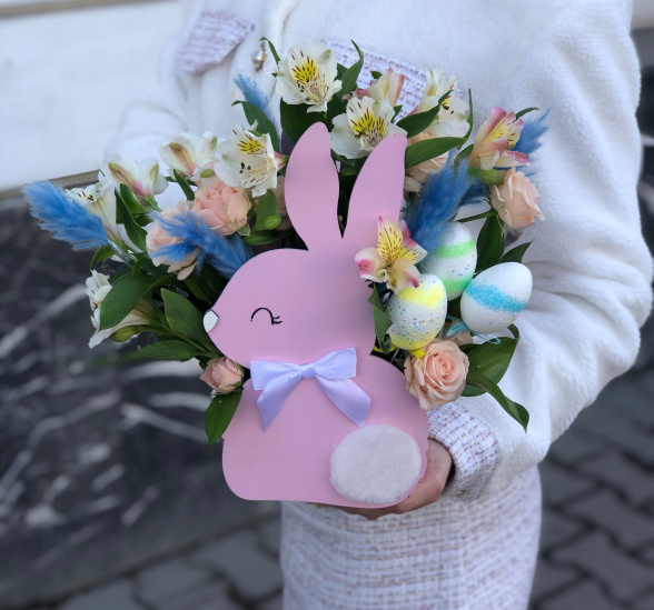Ящик с цветами пасхальный кролик розовый картинка №1