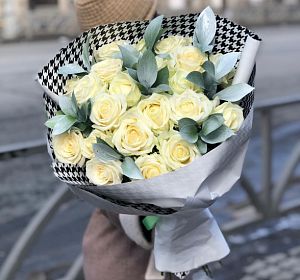 Букеты белых роз — Букет Мерлин Монро