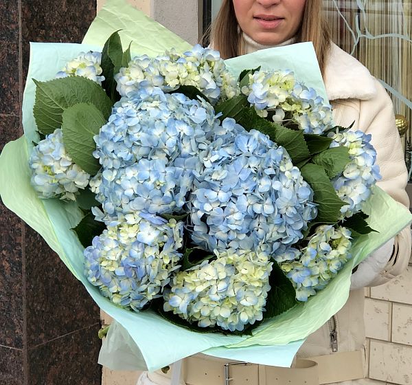 Букет цветов голубая лагуна  №2