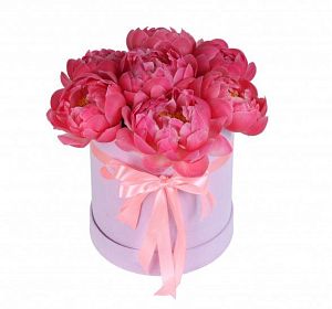 Букет из розовых цветов — Коралловые облака