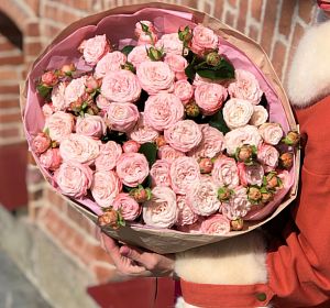 Букеты из кустовых роз с доставкой — Соблазнительная нежность