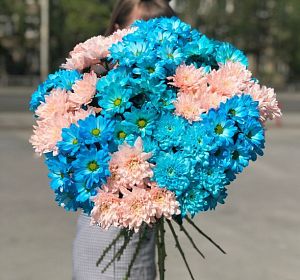 Цветы на юбилей — Охапка хризантем