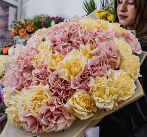 Купить букет роз в Екатеринбурге — Букет Фьюжн