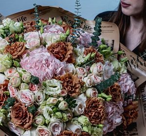 Купить букет роз в Екатеринбурге — Букет Стильный подарок