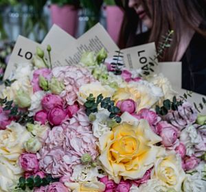 Купить букет роз в Екатеринбурге — Букет Аромат соблазна